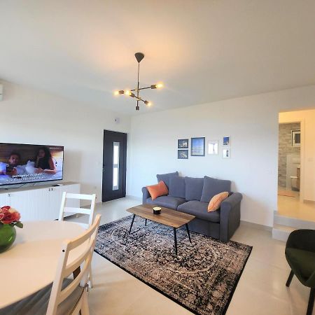 Apartment Big Blue Maslenica Εξωτερικό φωτογραφία